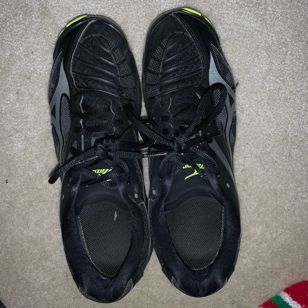 Mizuno Volleyball shoes